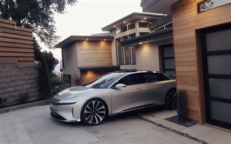 Previously called atieva, the company used to be an electric motor and battery supplier in the industry. Lucid-Motors-Air-modern-home - TESLARATI
