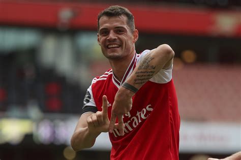 Compare granit xhaka to top 5 similar players similar players are based on their statistical profiles. Granit Xhaka spielt bei Arsenal gross auf - Telebasel