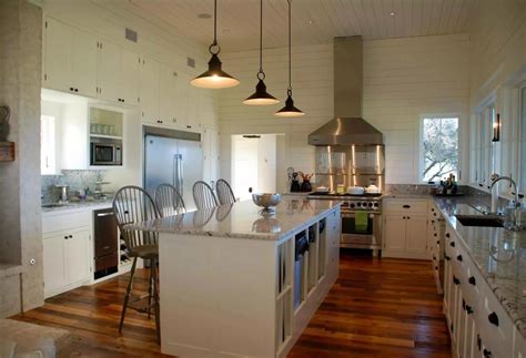 Photo gallery featuring 95+ kitchens with pendant lights. Kitchen Pendant Lighting Possible Design Types with Photos