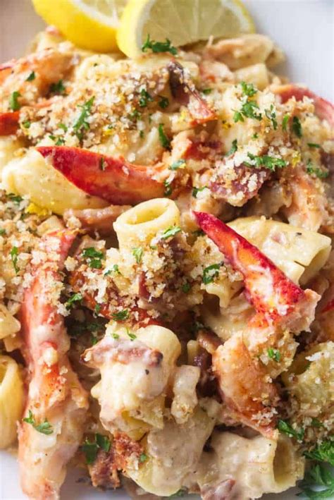 Lobster Pasta With Creamy Garlic Sauce Recipe Lobster Dishes