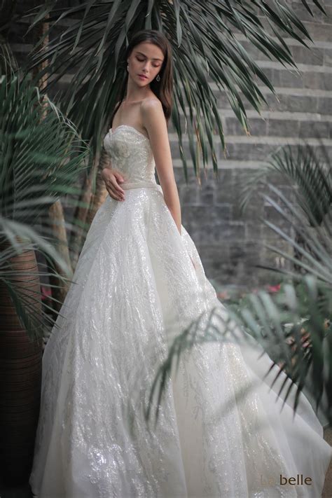 Celebrity wedding gowns at an affordable price. Wedding Gown Singapore (With images) | Rental wedding ...