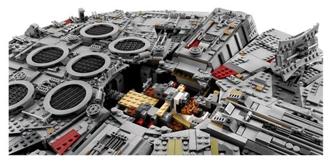 If you have lego news, new images or something else to tell us about, send us a message. LEGO® Star Wars - Millennium Falcon™ 75192 (2017) | LEGO ...