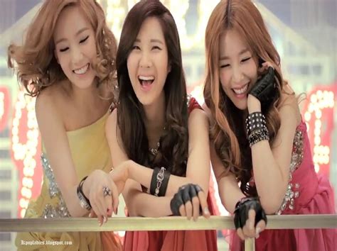 K Pop Ladies ♫ Girls Generation Taetiseo Twinkle