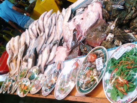 Selain medan selera umbai tu. FOODnTRAVELla: IKAN BAKAR PARAMESWARA IN UMBAI, MELAKA