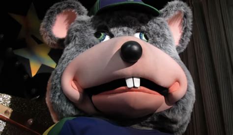 The Tragic Backstory Behind Chuck E Cheeses New Premium Takeout