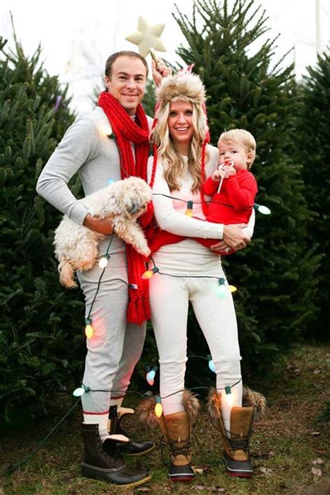 Host a holiday movie night. 38 Of The Cutest and Most Fun Family Photo Christmas Card ...