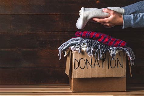Ways To Give Back This Holiday Season Broadnet