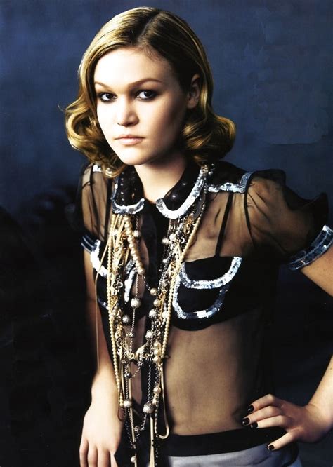 49 sexy julia stiles boobs pictures are going to make you want her badly the viraler