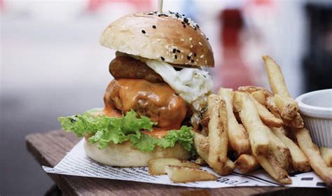 Halal on wheels: Cafes and restaurants in Singapore which offer halal