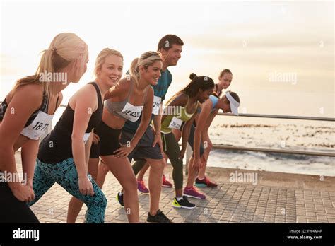 Marathon Runners Starting Line Hi Res Stock Photography And Images Alamy