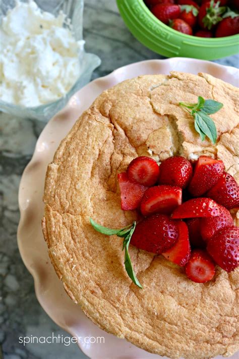 Light and airy angel food cake is not only delicious but it's fat free! Keto Angel Food Cake | Recipe (With images) | Gluten free ...
