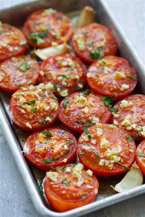 Garlic Roasted Tomatoes Easy Delicious Recipes