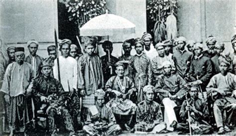 Jepun meneruskan dasar british dengan meletakkan seorang penasihat negeri di johor untuk membantu sultan sir ibrahim dalam urusan pentadbiran negeri. Inspirasi Remaja Kini: Orang Melayu Harus Bersyukur