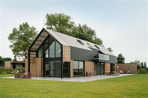 Old Belgian Barn Is Transformed Into A Gorgeous Contemporary Home