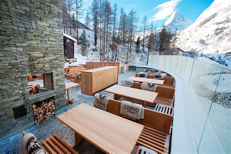 Book telaga terrace & save big on your next stay! CERVO Mountain Boutique Resort | Restaurant im freien ...