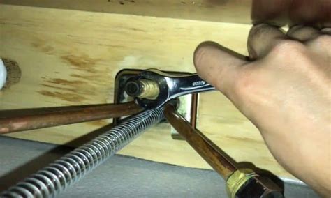 How To Tighten A Kitchen Faucet Step By Step Tutorial