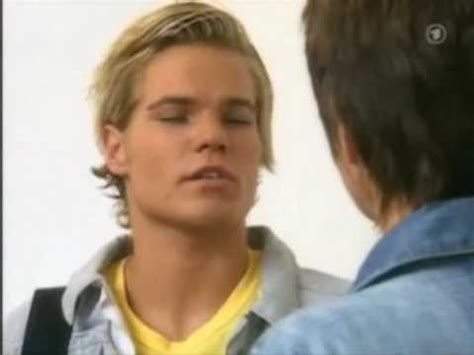 An elastic band ensures a great fit. Verbotene Liebe Folge 2783 - Anne und Paul - YouTube
