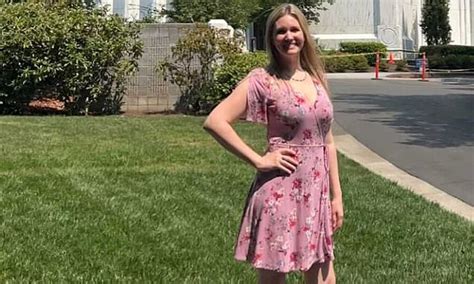 Mormon Mom Makes 37000 A Month In Double Life As Online Model