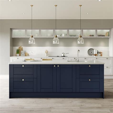Check spelling or type a new query. Two Tone Kitchen Ideas | Kitchen Inspiration | Howdens