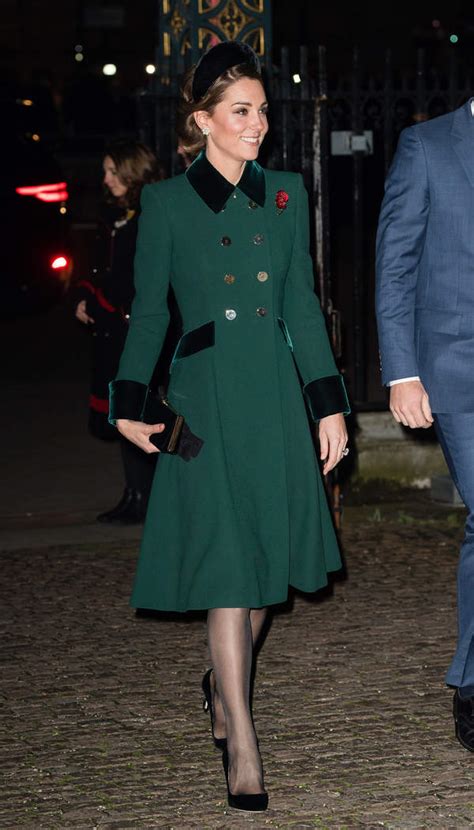 Pochodzi ona z domu mody alexandra mcqueena. Zielona sukienka księżnej Kate stylizacje - dlaczego Kate ...