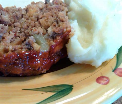 Classic meatloaf that turns out great every time. My Kind of Cooking: Easy Meatloaf
