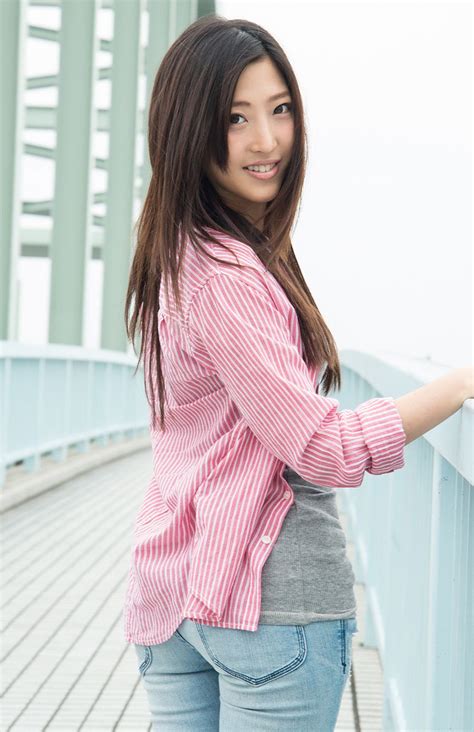 Miri Mizuki 水稀みり Mizuki Asian Woman Asian Beauty Striped Top Bell Sleeve Top Beautiful Women