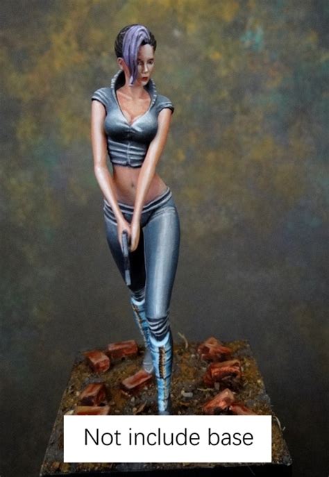 120 Scale Resin Figure Female Agent 80mm No Base In Model Building