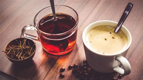 10 Reasons Why Coffee And Not Tea Should Be Your Go To Morning Drink