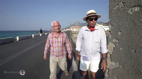 Ayhan sicimoğlu'nun eşi zeynep sicimoğlu mekana ortak oldu. Ayhan Sicimoğlu ile Renkler | 30 Ağustos 2017 | Parça 2 ...