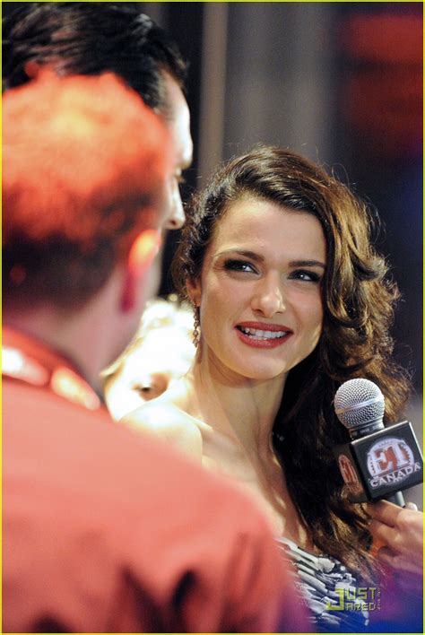 The deep blue sea is a 2011 british romantic drama film directed by terence davies and starring rachel weisz, tom hiddleston, and simon russell beale. est100 一些攝影(some photos): "The Deep Blue Sea", Rachel ...