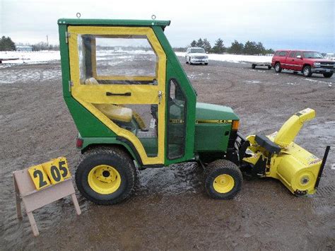 John Deere 445 Lawn Tractor Sn M00445c051523
