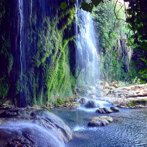 Kursunlu Waterfalls Antalya Turkey Sateless Suitcase