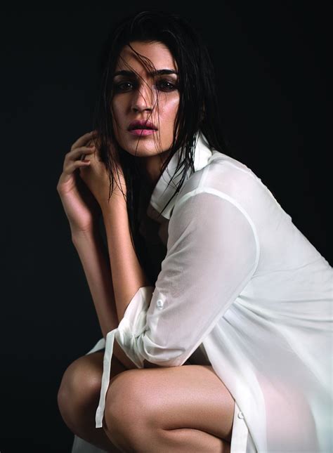 Kriti Sanon Hot Photoshoot For Fhm Magazine Ultra Hd Stills