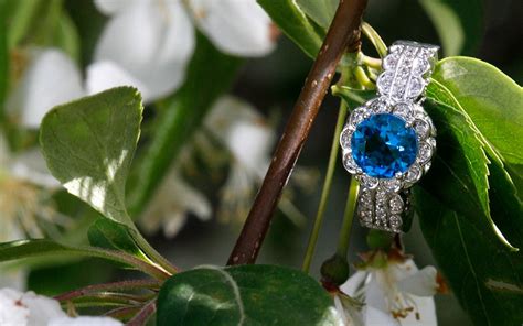 What Do You Need To Know Before Buying A Sapphire Engagement Ring