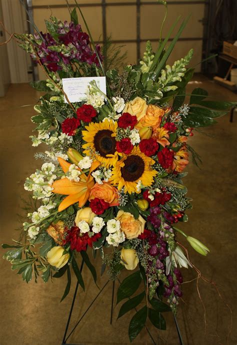 In addition, if it comforts the widow or mother of the deceased to wear a corsage, then she should do so. Colors for my fall wedding | Memorial flowers, Funeral ...