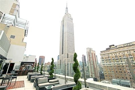 Rooftop Bars With A Nyc View Manhattan Times Square Blog