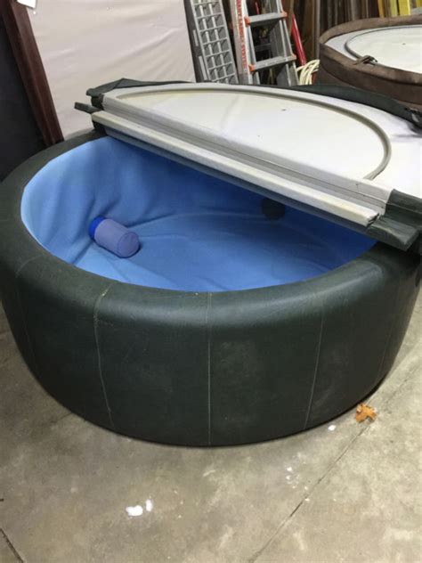 Shop the best deals on jacuzzi hot tubs, hot tub covers, hot tub supplies, jacuzzi infrared saunas and more. Softub 220 Spa Jacuzzi Green Hunter Hot Tub for sale from ...