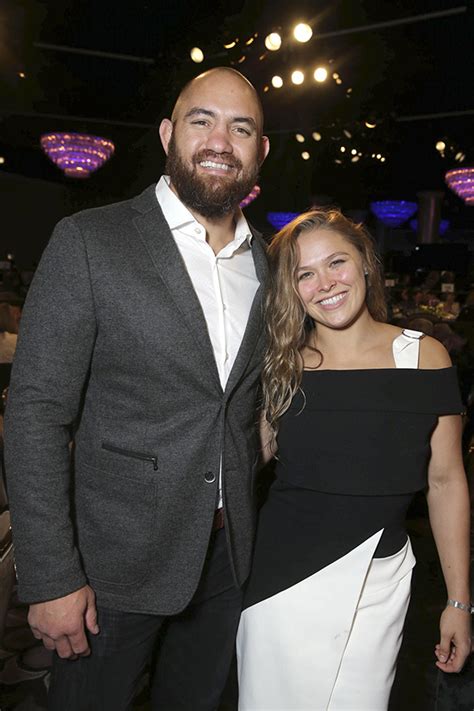 Watch Ronda Rousey And Travis Browne Engaged ‘were Getting Married