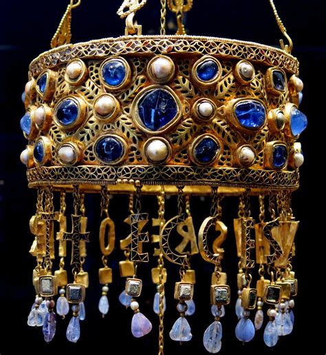 Votive Crown Gold Pearls Sapphire Spain Visigoths Before 672 Ad