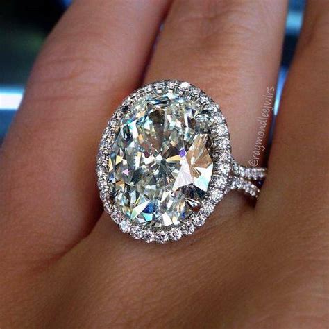 Halo Vs No Halo Engagement Rings Pros And Cons What Is A Halo Ring