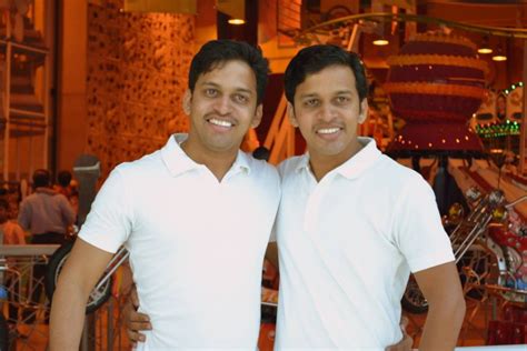 How long will it take to get my wedding photos back. Twins' wedding photo will make you do a double-take | The Star