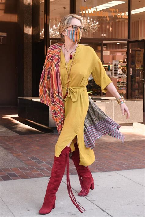 Sharon stone is being very famous for her signature short hair cut as a famous american actress. SHARON STONE Leaves a Spa in Beverly Hills 10/13/2020 ...