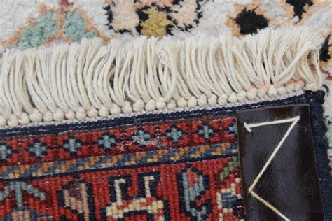 Hequn faux lammfell schaffell teppich flauschig weiche nachahmung wolle teppich longhair fell optik. Kleiner Teppich | Badisches Auktionshaus