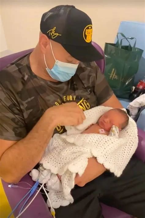 Tyson Furys Newborn Daughter Athena Died For Three Minutes Before Resuscitation Ok Magazine