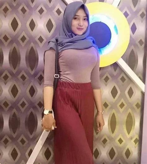 Pin Oleh Uye Aza Di Jilsude Hijab Chic Casual Hijab Outfit Wanita