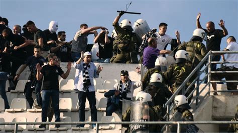 Free kick for asteras tripolis in the half of paok thessaloniki. PAOK docked six points AEK Athens fined after Greek Cup ...