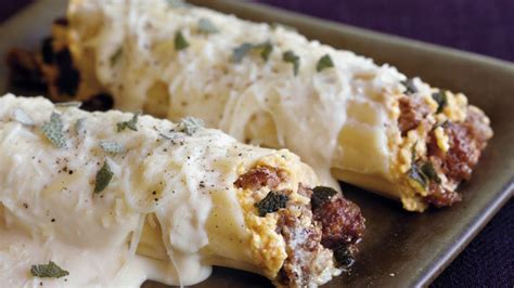 Posted by emily bites in 9 blue, 9 green, 9 pp, 9 purple, all recipes. Pumpkin and Sausage Manicotti Recipe - Tablespoon.com