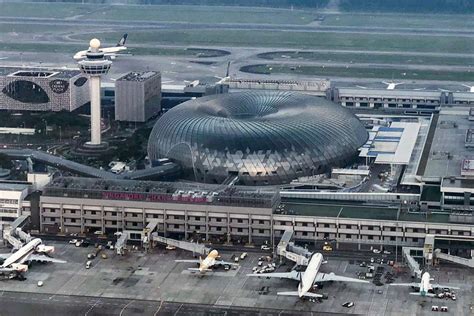 Apr 21, 2021 · seven of the world's top 10 busiest airports in 2020 were in china and the former world's busiest airport has toppled to no. The World's Best Airports in 2020 - P'Porames