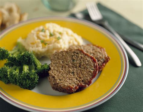 Oatmeal is good for heart health. Low Calorie Mini Meatloaf with Oatmeal Recipe