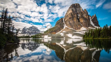 1600x900 Mount Assiniboine Wallpaper Coolwallpapersme